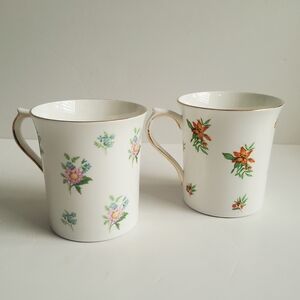 Floral Porcelain Mug Set of 2 Queen's Fine Bone China Gold Trim Coffee Tea Cup